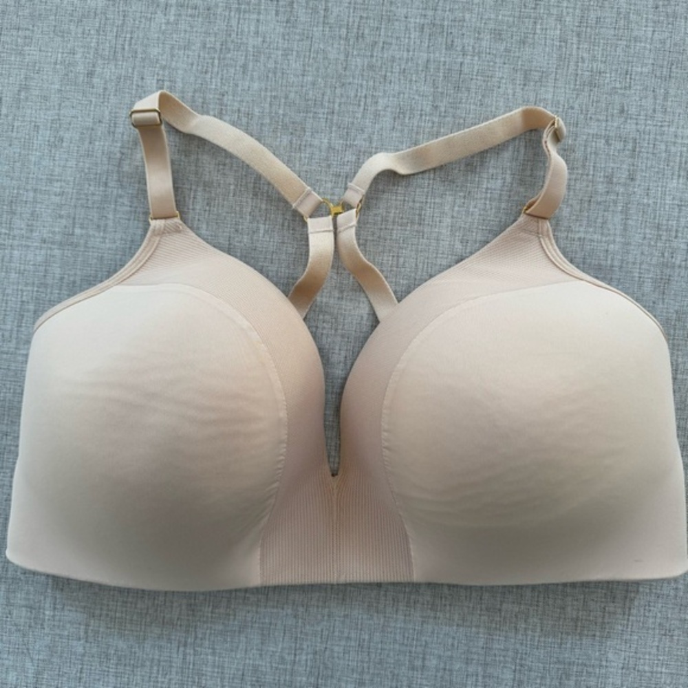 Lively All-Day Deep V‎ No-Wire wireless Nude bra T shirt with J hooks 38DD
